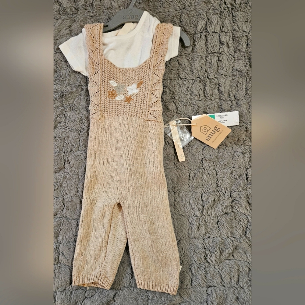 NWT knitted outfit